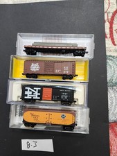 FREIGHT CARS LOT OF 8 N SCALE: SEE PHOTOS  DESCRIPTION