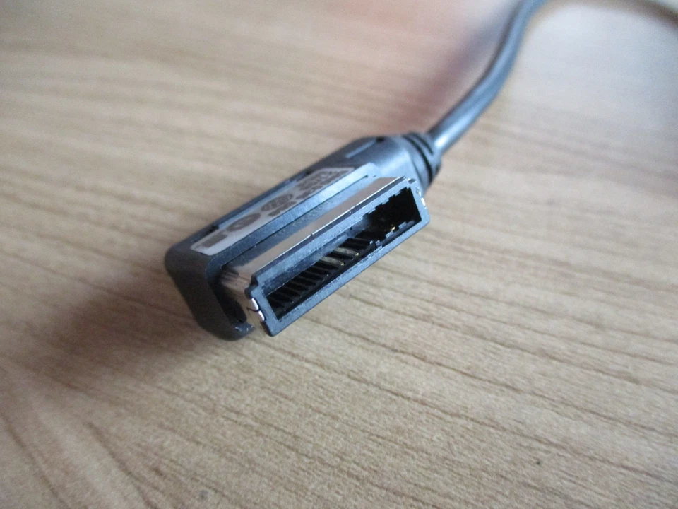 Cable adaptador adaptador interfaz VW Golf Passat Tiguan USB cable de música 5N0035558 Foto 3 de 4