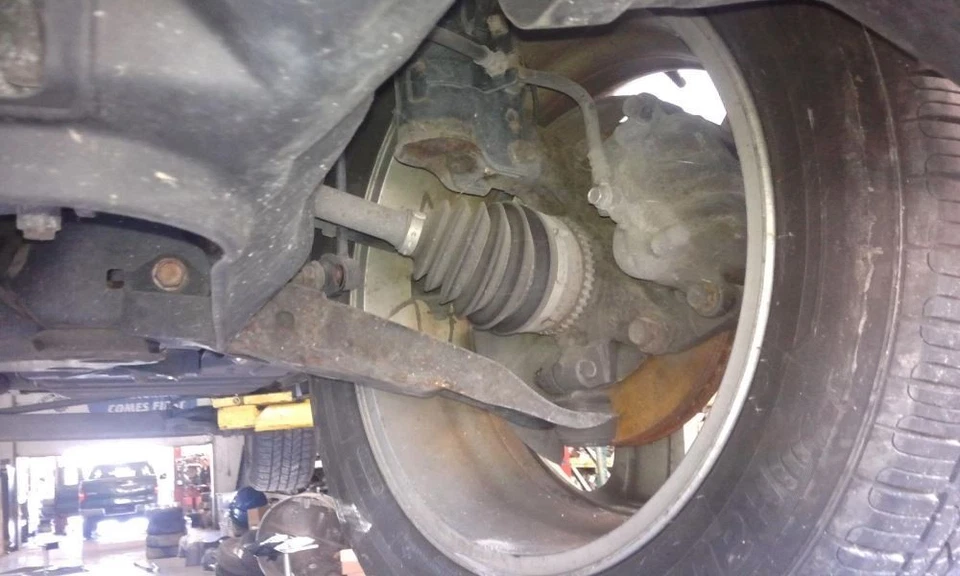 Timing Cover Fits 03-06 MAZDA MPV 262349 - Image 3 of 4