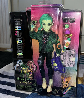 Monster High Monster Deuce Gorgon Doll Pet Perseus 2022