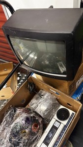 Sharp 13k-M100 13 Inch CRTV