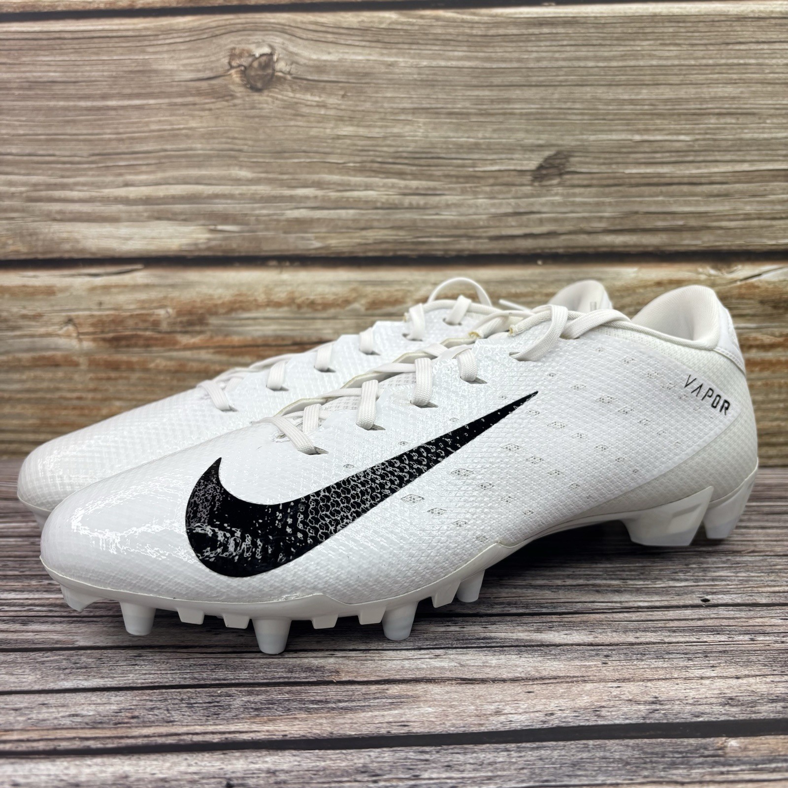 Size 14 Nike Vapor Untouchable Speed 3 TD White Football Cleats AO3034-100