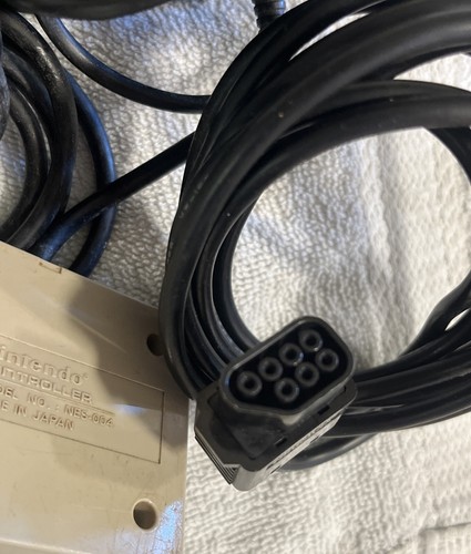 2 Controllers -NES-004 Original Nintendo Vintage Console Wired Replacement+ Cord - Picture 6 of 9