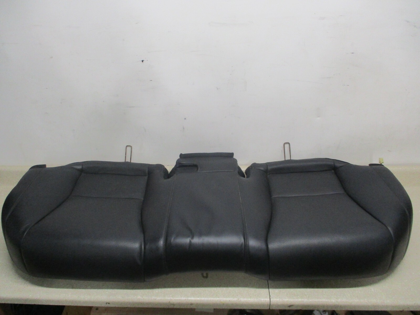 07 08 09 Lexus LS460 Rear Seat Lower Bottom Cushion Cover Black LOCAL