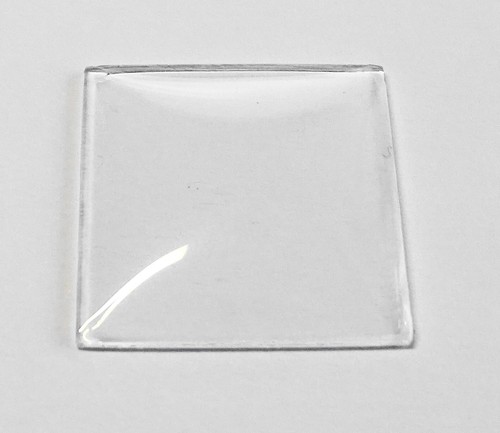Verre De Montre Carré Pyramidal 22 Mm - Marque TENA & BUTTY - Neuf Sans étiquette