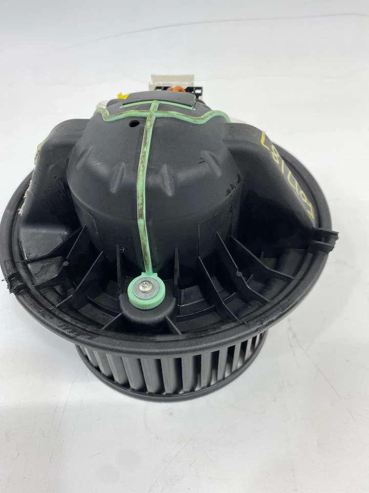 Б/у двигатель вентилятора ОВКВ подходит: 2011 Bmw 335I класса A - Изображение 4 из 4