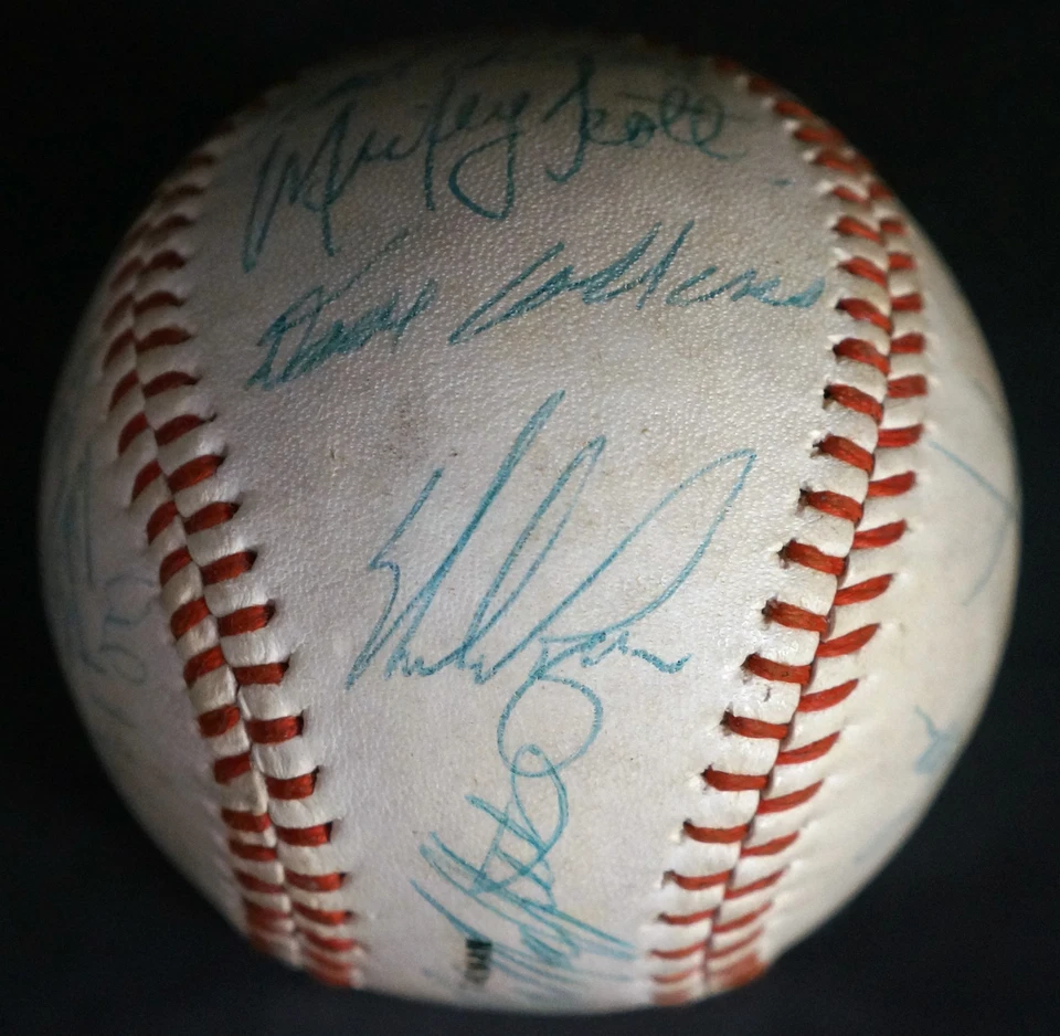 California Angels Signed 1975 Team Baseball 23 Sigs Auto PSA/DNA COA Nolan Ryan - Image 2 of 4