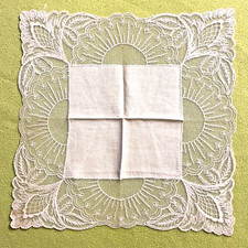 VICTORIAN LACE TRIM LINEN WEDDING HANKDERCHIEF HANKY BRIDE "SOMETHING OLD"