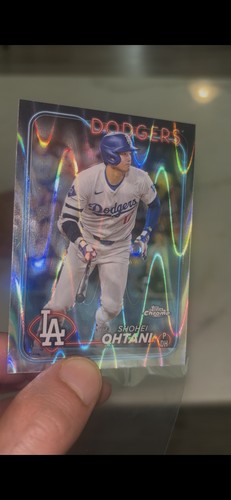 2024 Shohei Ohtani Topps Chrome Raywave #1 Los Angeles Dodgers