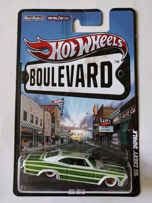 2011 Hot Wheels Boulevard '65 Chevy Impala Green & White Real Riders