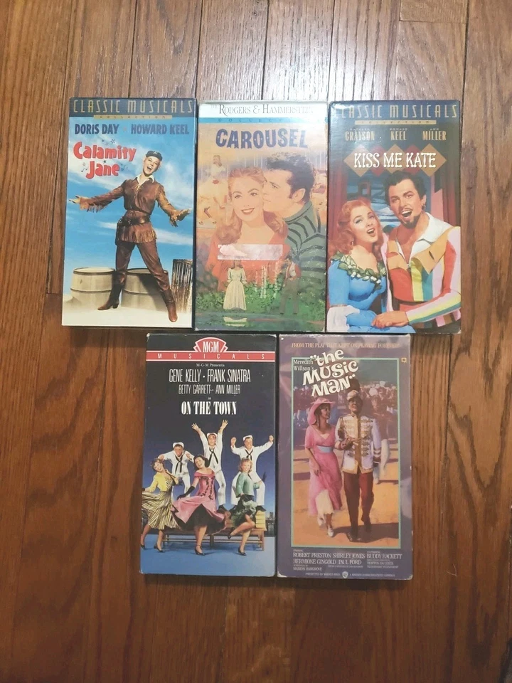 Lot of 5 Musicals VHS TESTED WORKING Vintage  - Image 2 of 4