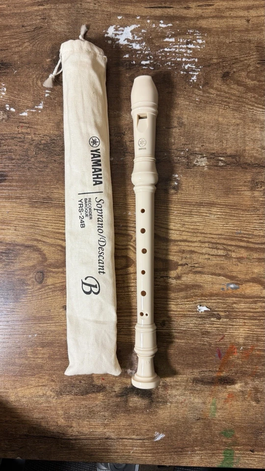 Grabadora soprano/descandente barroca Yamaha YRS-24B Foto 3 de 4