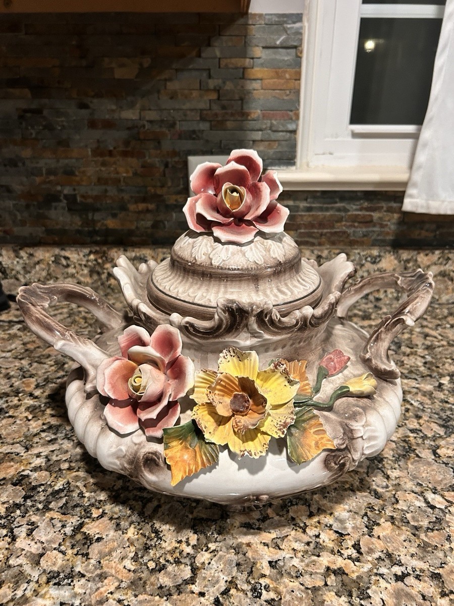 【保管品】CAPODIMONTE パランゾーネマスク　陶器　置物　ITALY Vintage Capodimonte Floral Soup Tureen Plate Flowers Kitsch Retro