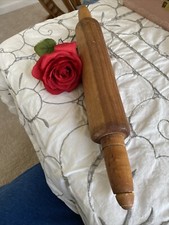 Vintage 50s Wood Rolling Pin - 17   Beautiful Wood Grain Quality. Farm Decor