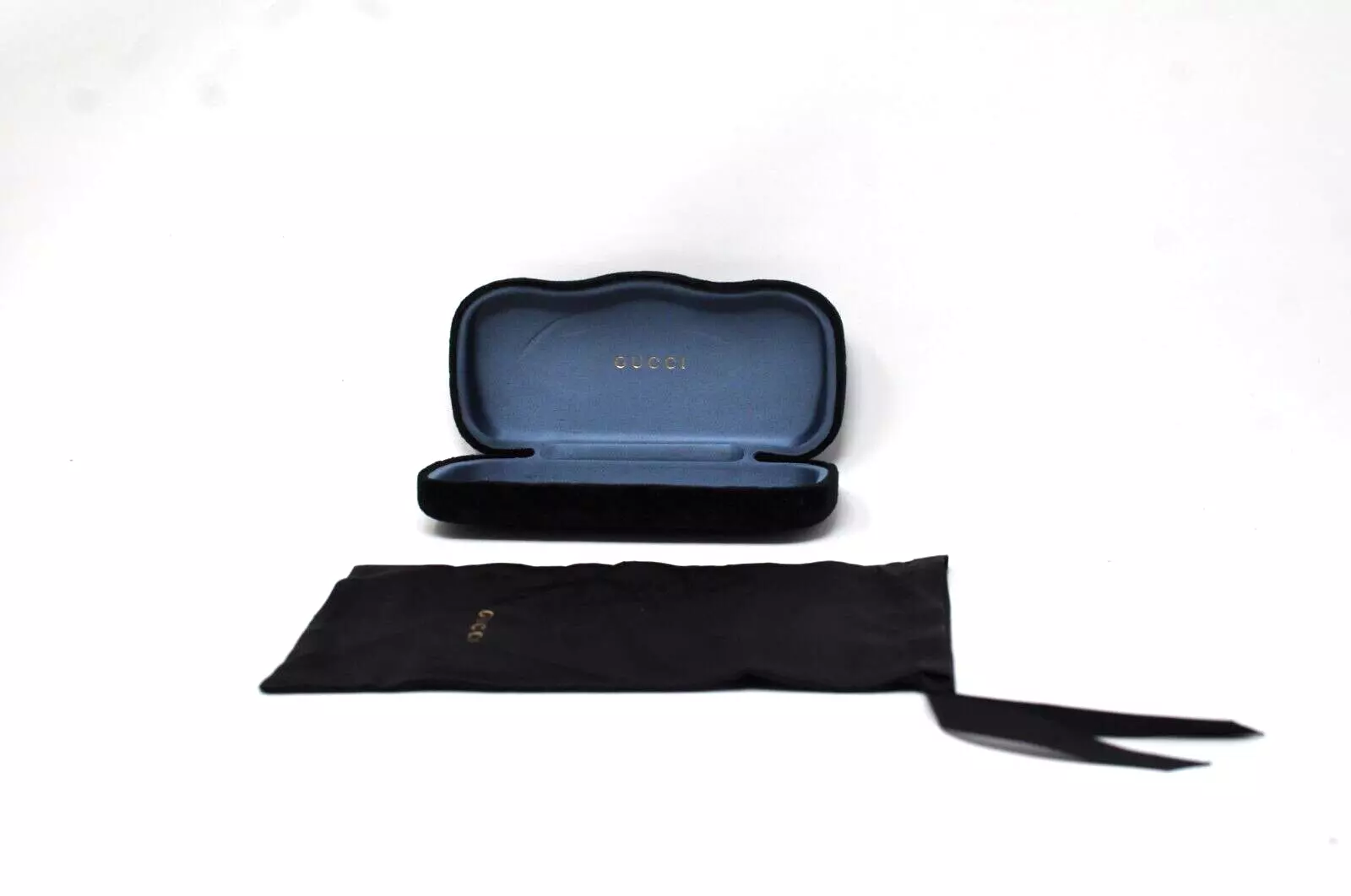 Lunettes de soleil/lunettes Gucci GUCCI étui velours noir et sac souple d'occasion.