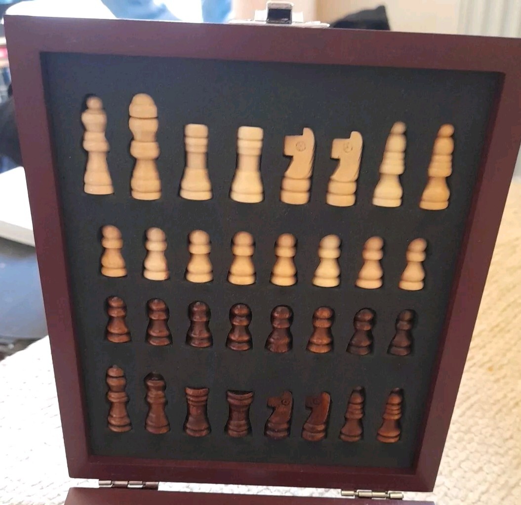 Picture 4 of 8