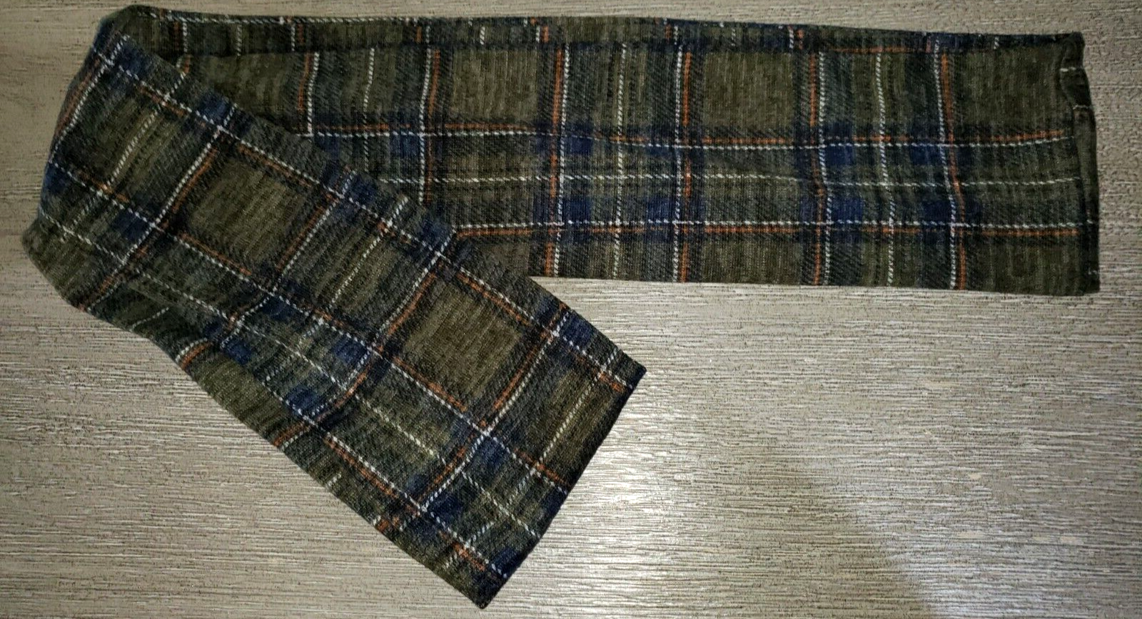 Women's Soft Dark Green Blue Plaid Infinity Scarf 64x5 Inch Winter Wear