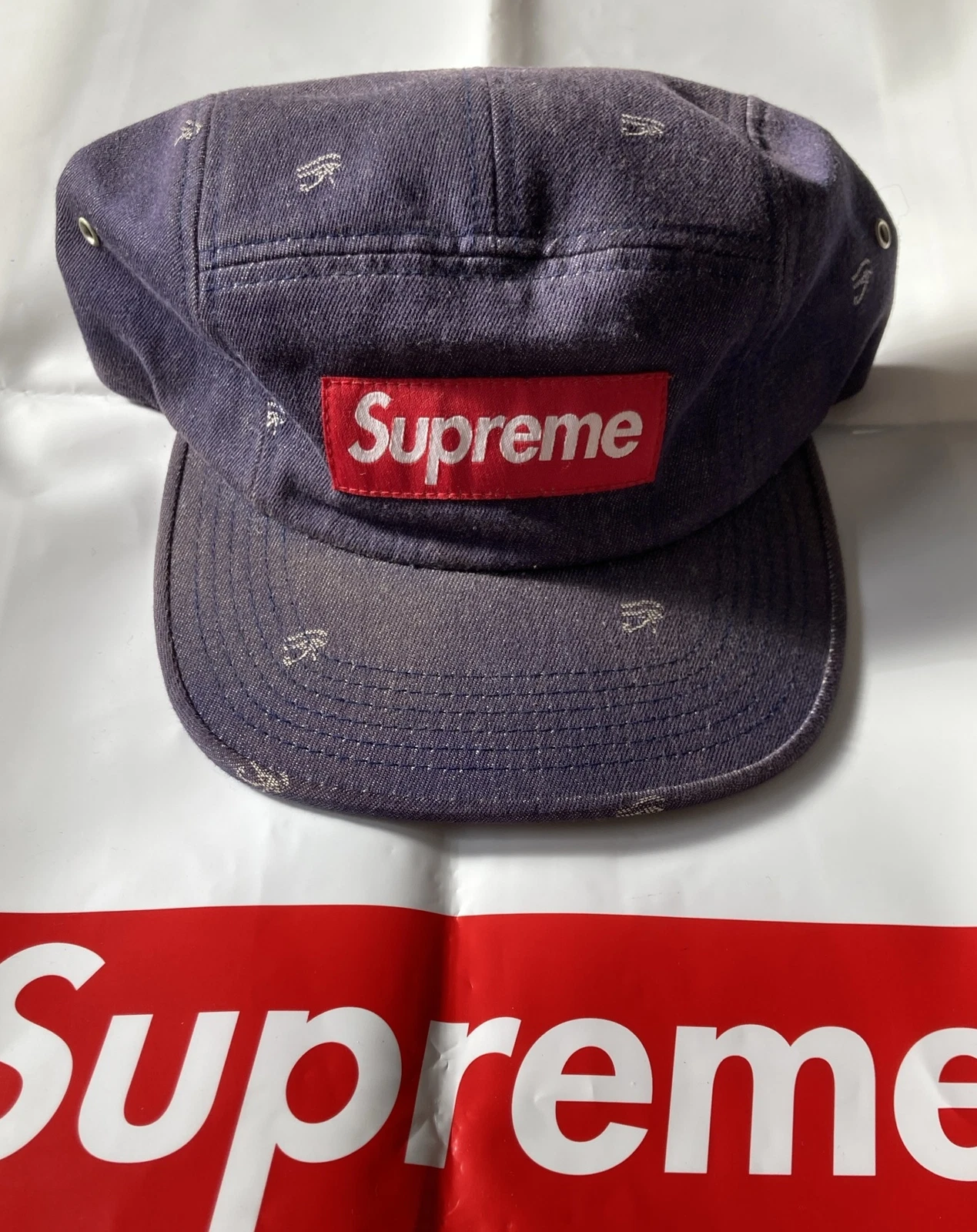 SUPREME vintage denim bleu 5 panneaux casquette de camp boîte rouge logo avec œil d'Horus