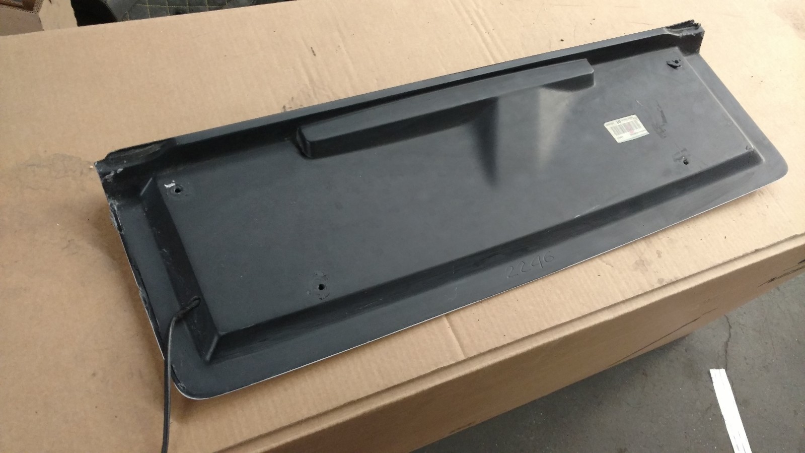 LAMBORGHINI MURCIELAGO REAR ROOF SPOILER BRAKE LIGHT PANEL OEM 418827991