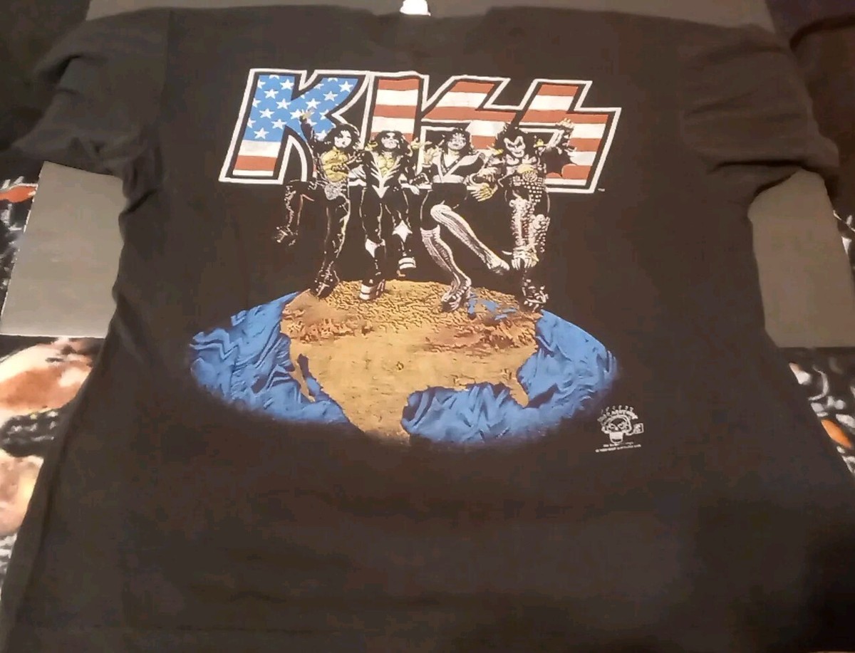 KISS VINTAGE '96 - '97 ALIVE WORLDWIDE TOUR T-SHIRT MENS XL KISS VINTAGE '96 - '97 ALIVE WORLDWIDE TOUR T-SHIRT MENS XL