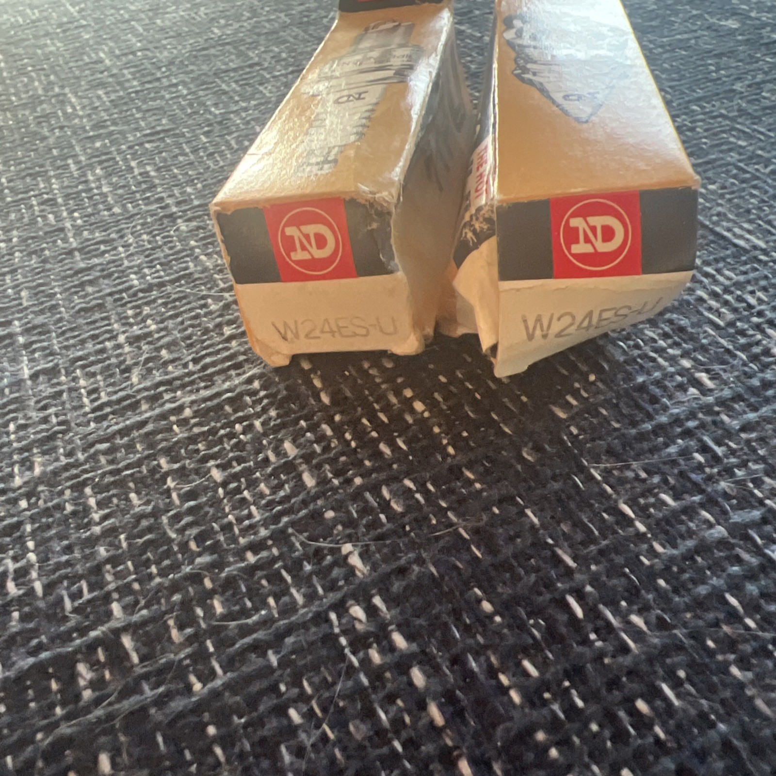 DENSO SPARK PLUG W24ES-U B8ES Set of 2