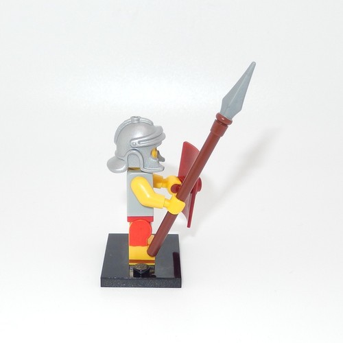 LEGO Minifigure - #COL090, #8827-10 | ROMAN SOLDIER | Series 6 | Released 2012 - Picture 4 of 5