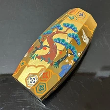 Honkin Buriburi Kogo Incense Container by Hosen and Shunsai Japan Gold