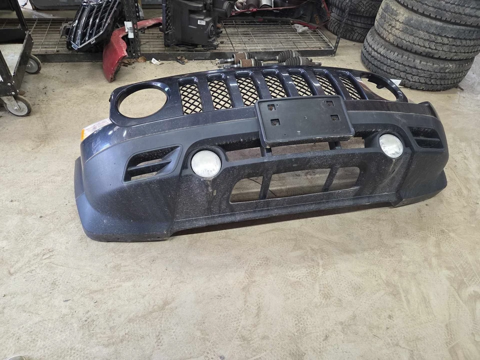 14 JEEP PATRIOT Front Bumper Assy. (No shipping) — 第 4/4 张图片