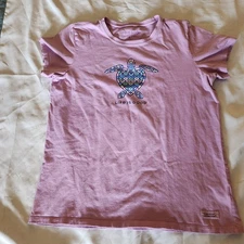 Life Is Good T-Shirt Sea Turtle Pink Women’s Size L Short Sleeve 