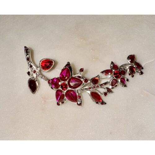 Spilla vintage MONET grande lunga curva rossa rosa fiore strass spilla 4" - Foto 4 di 7