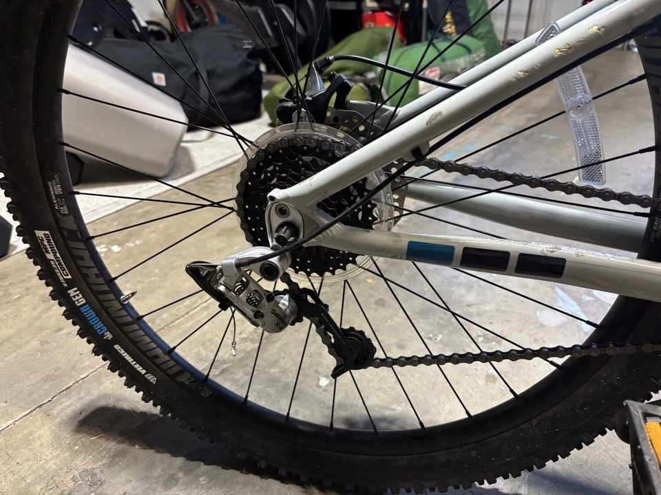 diamondback hook mtb 2022 **EXCELLENT CONDITION** - Image 2 of 4