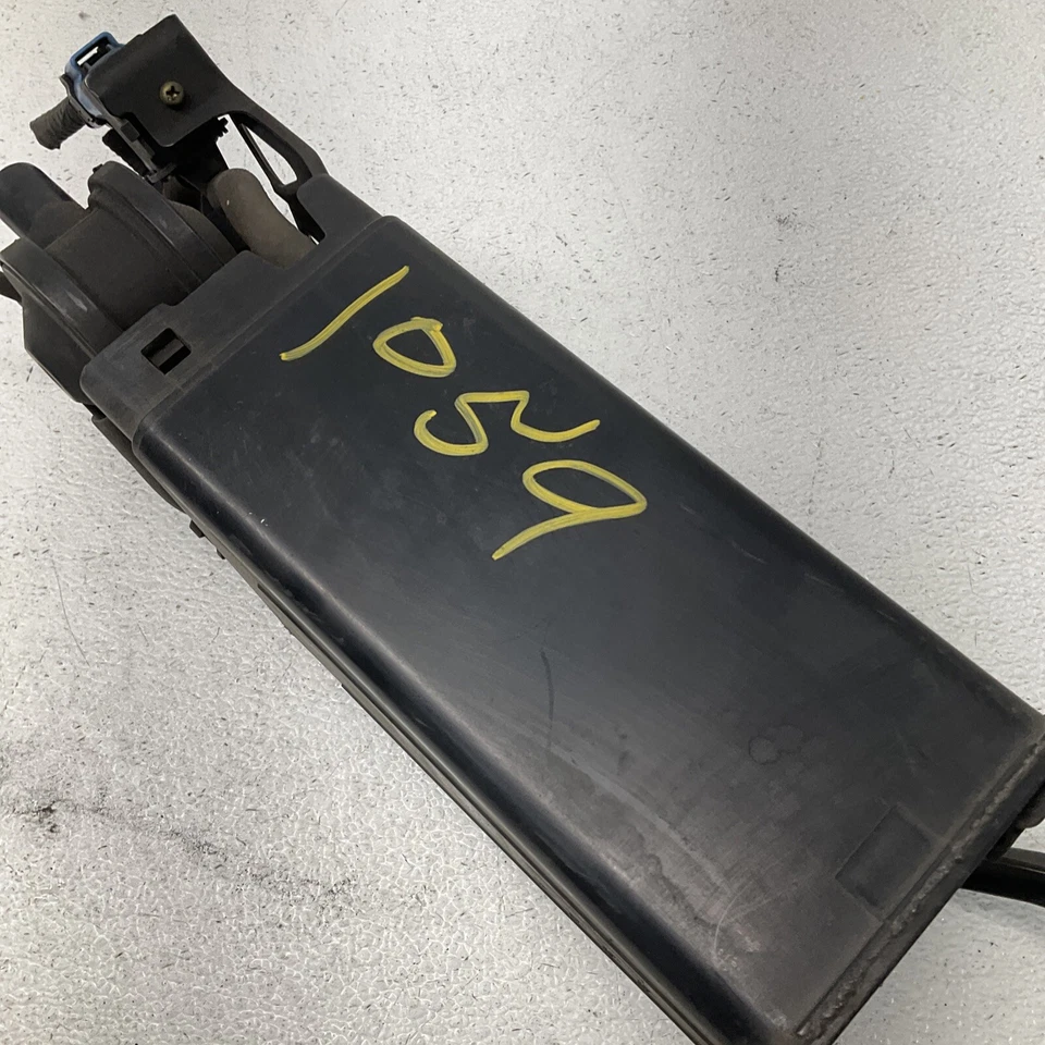 Lexus GS300 GS430 SC430 bote de carbón de vapor de combustible piezas originales OEM 2001-05 Foto 4 de 4