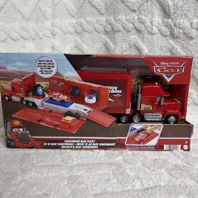 Disney Pixar Cars Transforming Mack Playset, 2-in-1 Truck & Tune-Up Mattel 2021