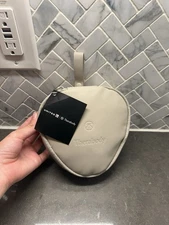 NEW 2025 United Therabody Polaris Business Class Amenity Kit Ivory