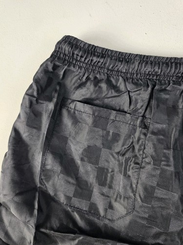 Vintage Umbro Herren Nylon karierte Shorts schwarz Größe Large Fußball gebraucht, in einwandfreiem Zustand - Bild 9 von 9
