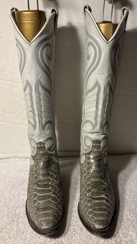 Larry Mahan Women's Python & Embroidered Western Boots Sz 7