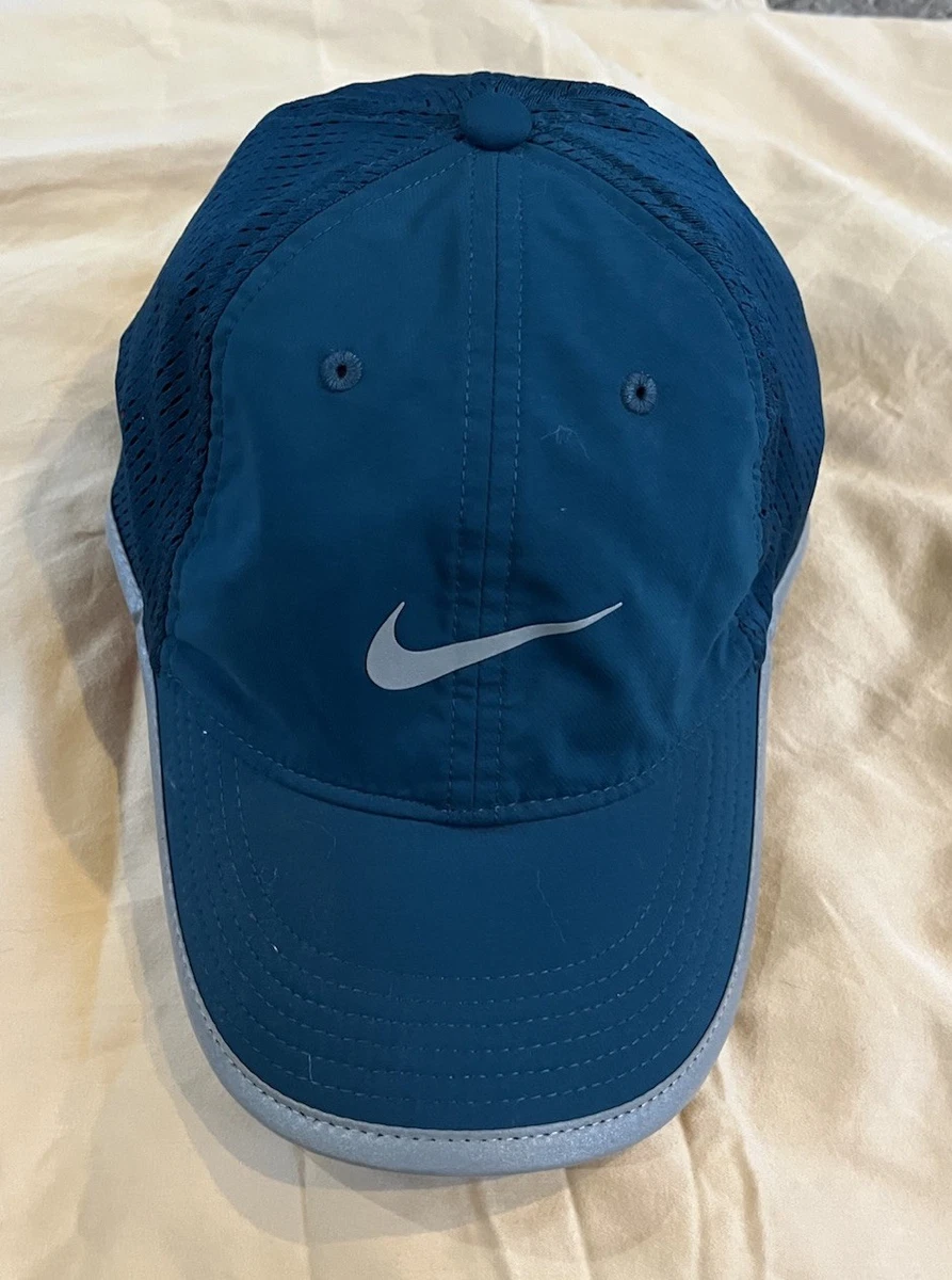 Nike Green Hats for Women for sale | eBay display picture 3