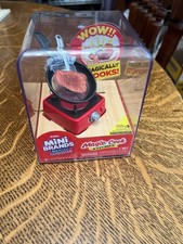 Zuru Mini Brands Magic Cook Kitchen Frying Pan