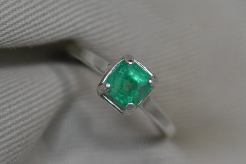 Emerald Ring 1.20 Carat Colombian Emerald Sterling Silver Solitaire Real Natural - Foto 2 di 3