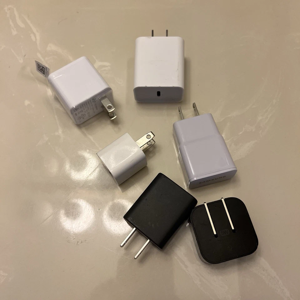 Charger Cube Set Of 6, Samsung, Amazon and more - Image 2 of 4