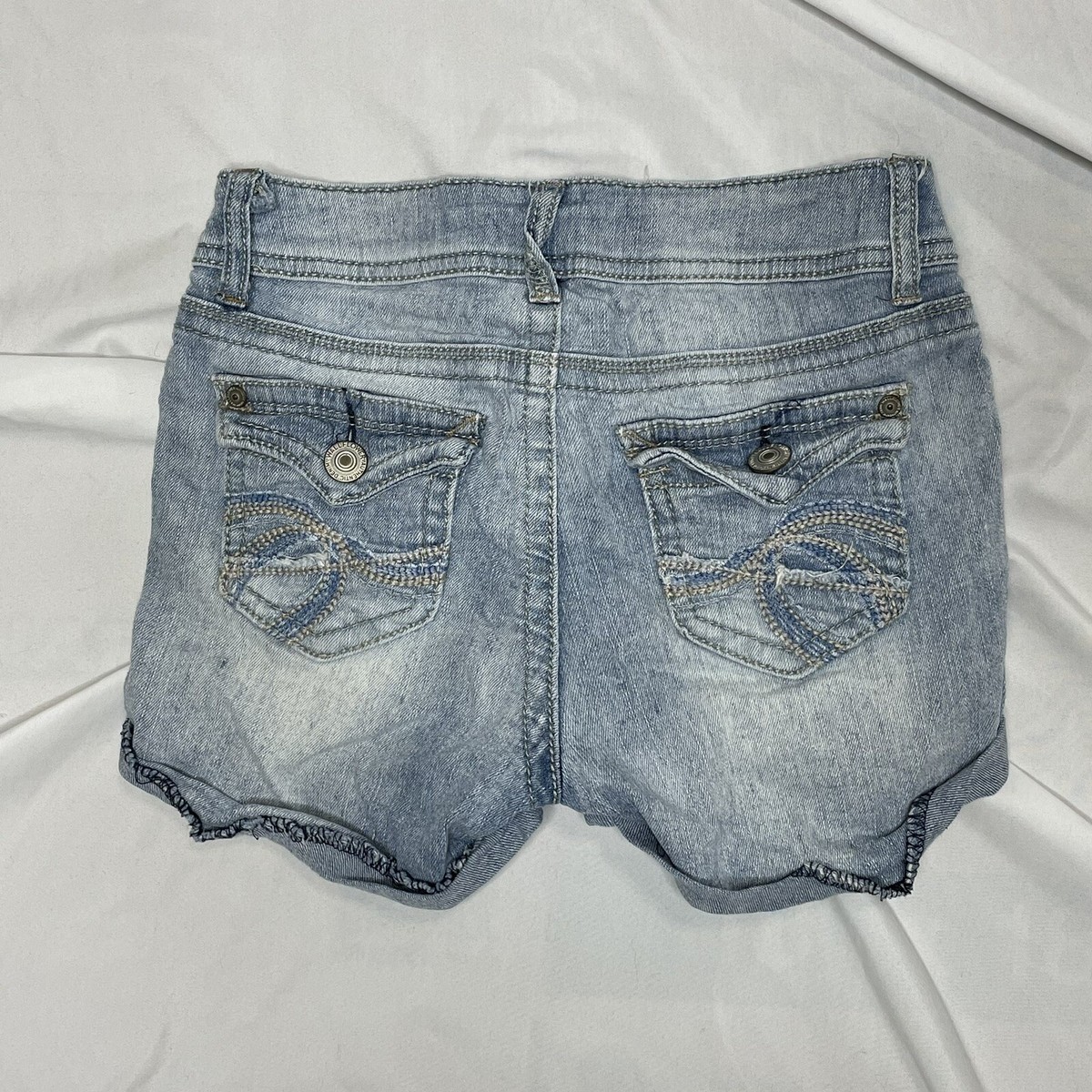ペパーミント Wallflower Jean Shorts Ripped Distressed Cuffed Cotton Blend
