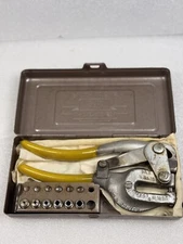 Whitney-Jensen Vintage No 5 JR Hand Held Metal Hole Punch Set 3/32 - 9/32 in Box