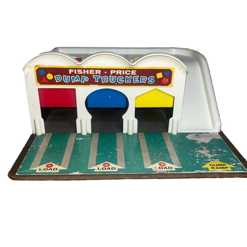 VTG Fisher Price Little People Dump Truckers #979 Garage Gas Station Base Only