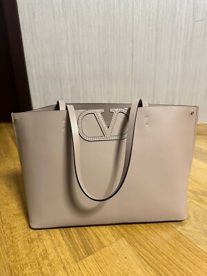 トートバッグ VALENTINO VLOGO TOTE BAG Valentino Garavani VLogo Tote Leather Bag | eBay