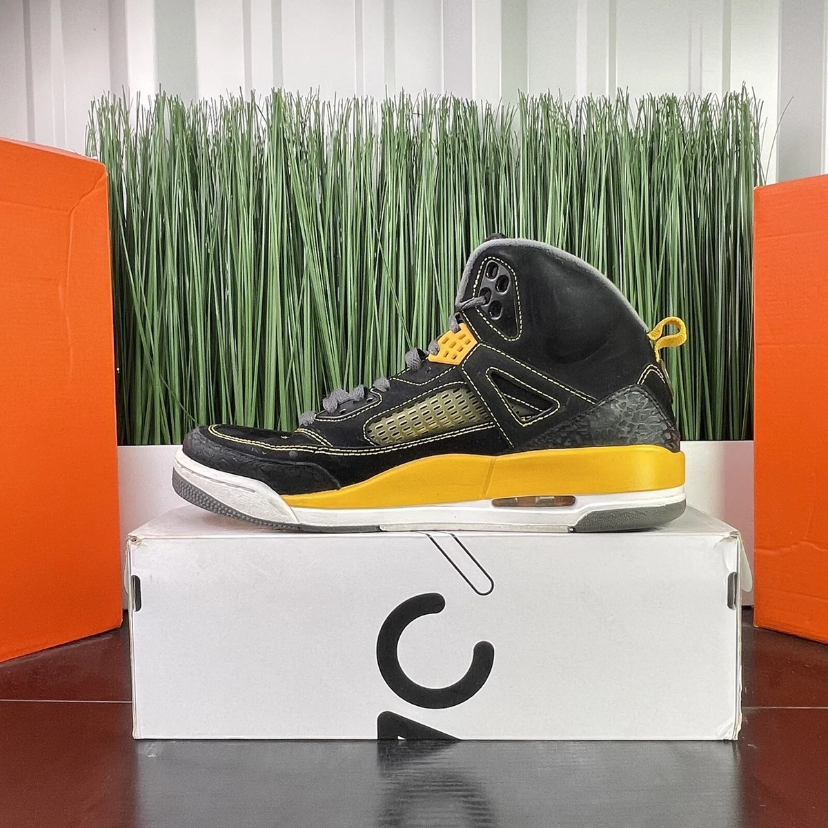 Jordan spizike best sale yellow