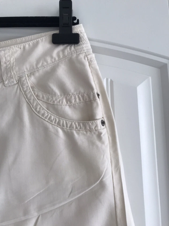 DA - NANG SEDA COTTAT PUÑOS CREMALLERA BOTÓN BOLSILLOS DELANTEROS PANTALONES CORTOS TALLA S Foto 3 de 4