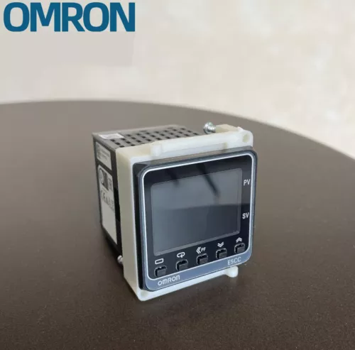 OMRON Temperature Controller E5CC-RX2ASM-802 E5CC-CQ3ASM-002 E5CZ-R2 E5CZ-Q2