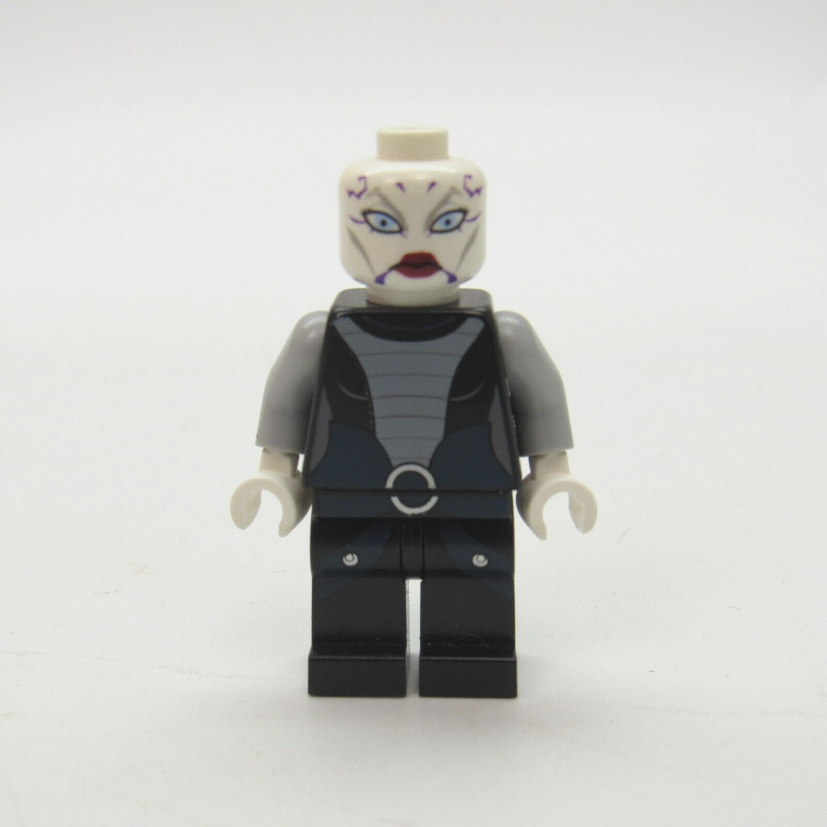 LEGO Star Wars Asajj Ventress Minifigure from Sith Nightspeeder