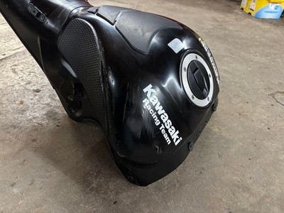 Kawasaki Ninja ZX10R ZX10 2018 2020 2019 OEM Fuel Gas Tank Cell