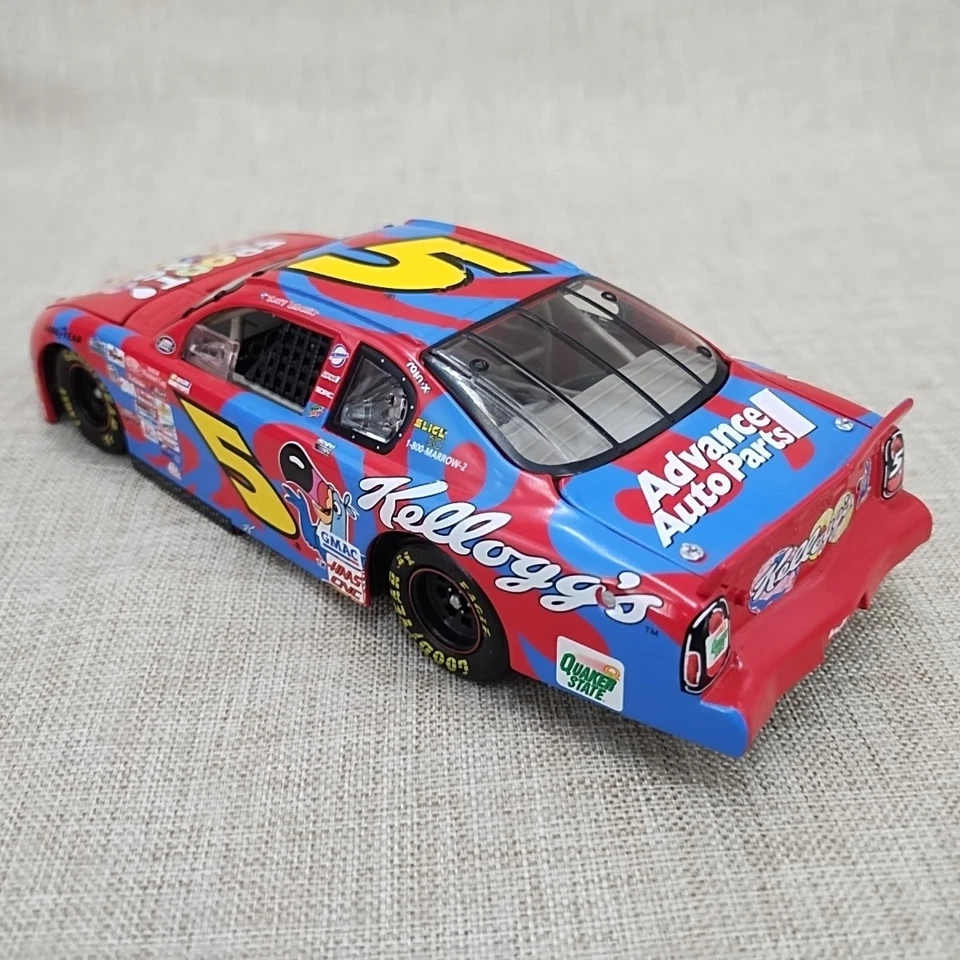 1:24 Action Diecast 2000 Terry Labonte #5 Kellogg's Cherry Berry Swirls LE - Image 3 of 4